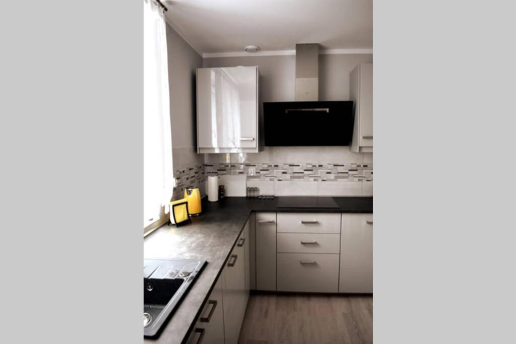 Modern Apartment In Tarnow Exterior photo